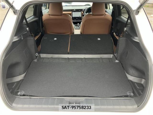 Lexus LBX 2024-03 8754460-7