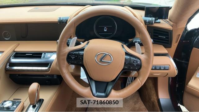 Lexus LC 2017-11 8753618-16