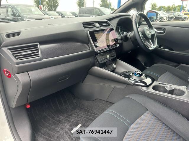 Nissan LEAF 2022-02 8753332-11
