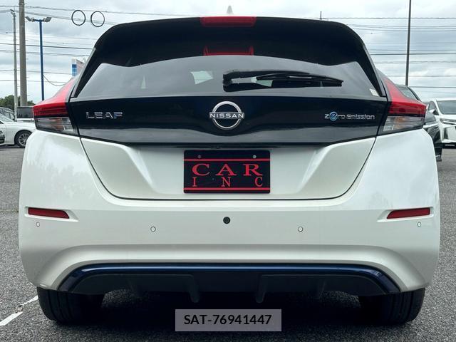Nissan LEAF 2022-02 8753332-6