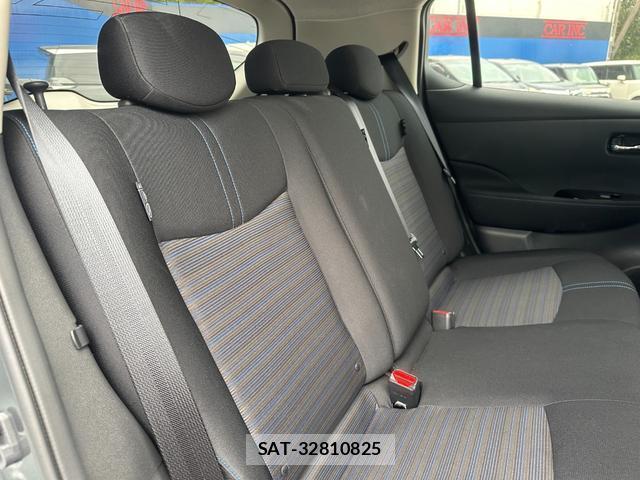 Nissan LEAF 2021-12 8753334-12