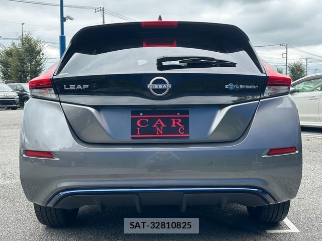 Nissan LEAF 2021-12 8753334-3