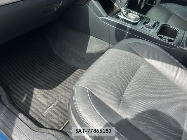 Subaru OUTBACK 2018-10 8753330-13