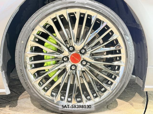 Lexus LS 2017-10 8752681-8