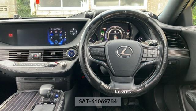 Lexus LS 2019-10 8753615-16