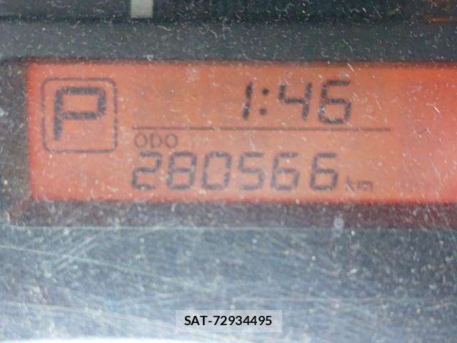 Nissan MARCH 2018-08 8752651-9