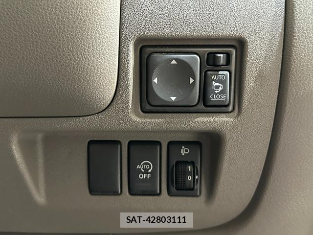 Nissan MARCH 2011-02 8754767-10