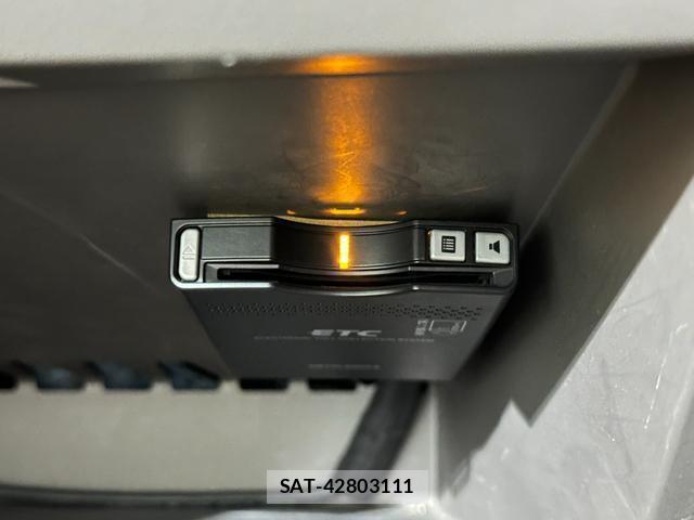 Nissan MARCH 2011-02 8754767-4