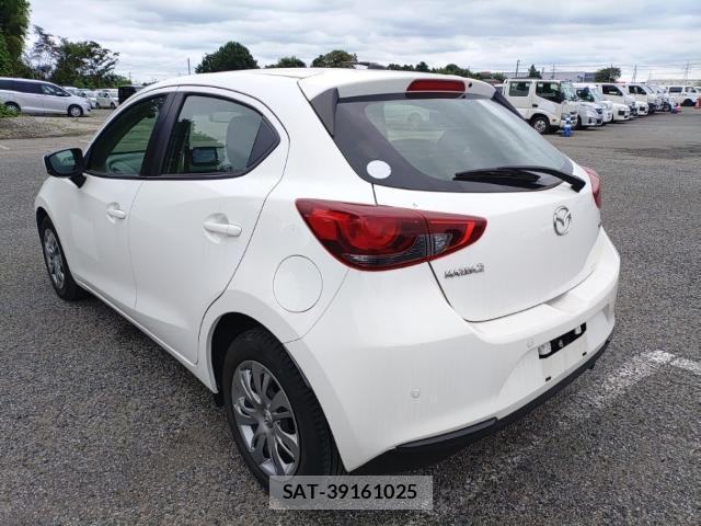 Mazda MAZDA2 2021-09 8752670-5