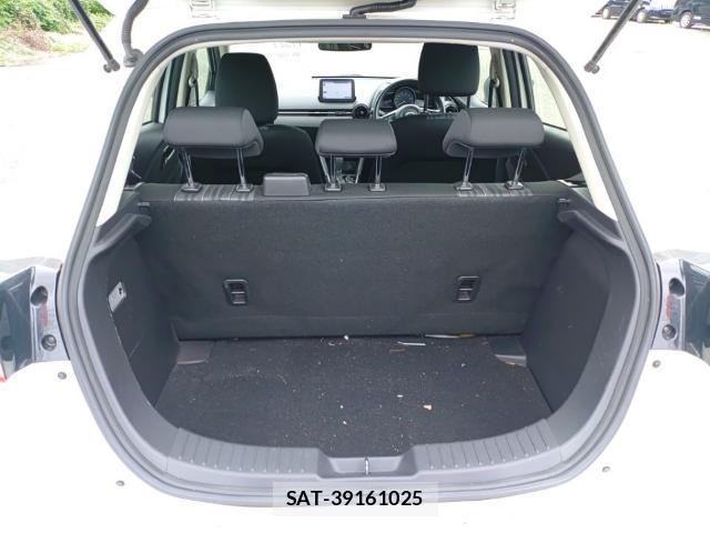 Mazda MAZDA2 2021-09 8752670-7