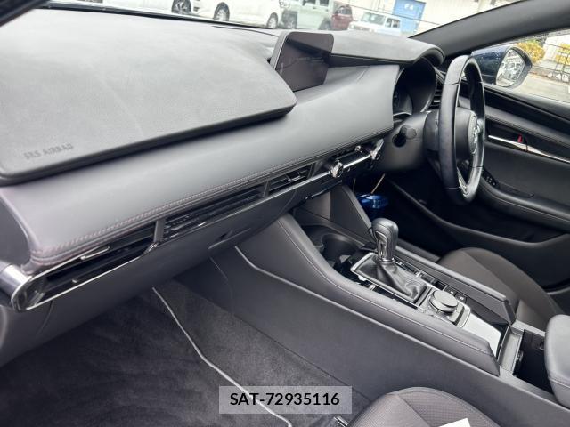 Mazda MAZDA3 2023-02 8753214-9