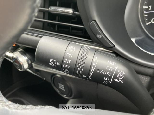 Mazda MAZDA3 2019-08 8754482-17