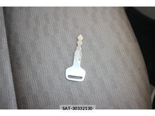Mitsubishi MINICAB VAN 2017-01 8753455-15