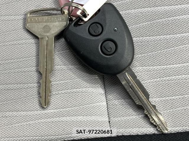 Daihatsu MIRA 2025-03 8754637-16