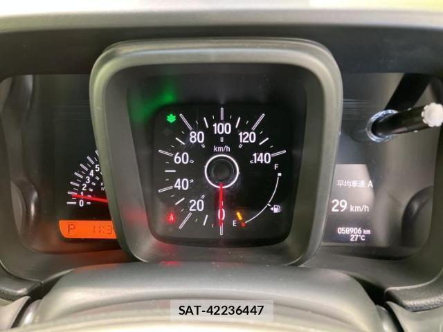 Honda N-VAN 2019-03 8754055-13