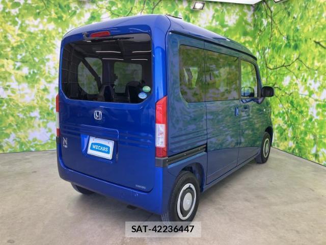 Honda N-VAN 2019-03 8754055-2