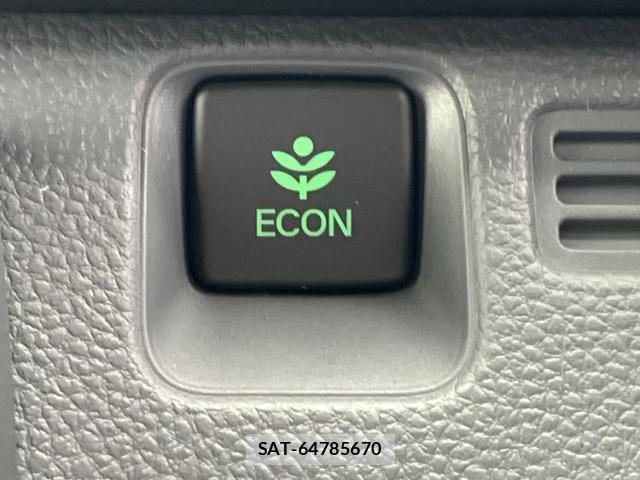Honda N-VAN 2026-03 8752444-16