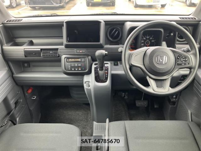 Honda N-VAN 2026-03 8752444-5