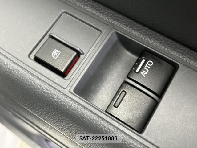 Honda N-VAN 2024-09 8754565-15