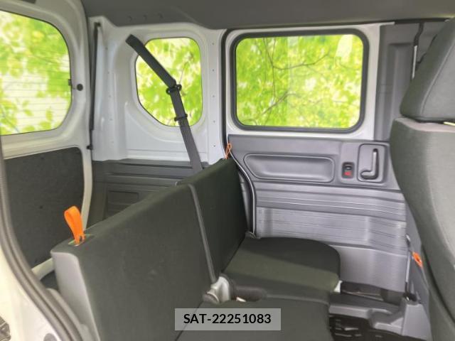 Honda N-VAN 2024-09 8754565-4