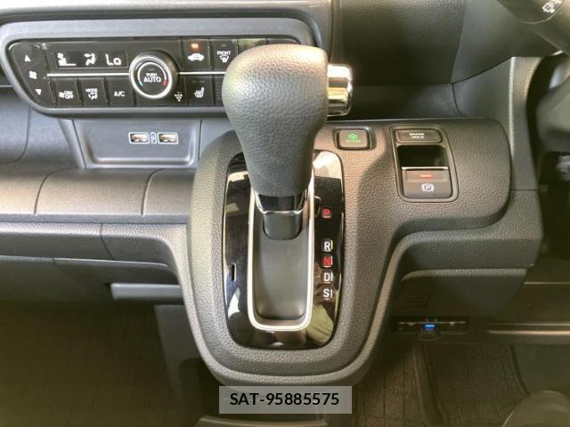 Honda N-WGN 2023-05 8754042-17