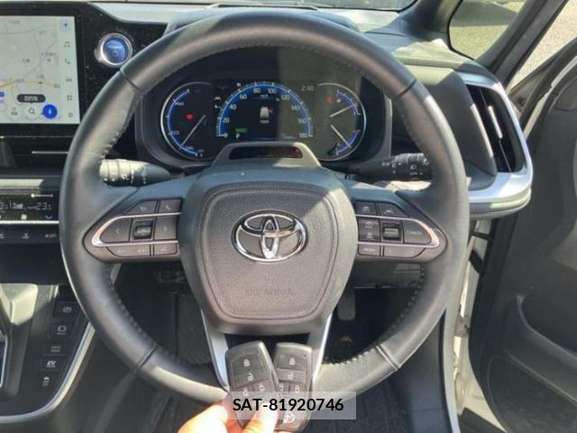 Toyota NOAH 2023-03 8752221-11
