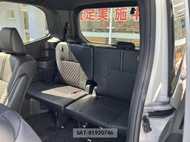 Toyota NOAH 2023-03 8752221-7