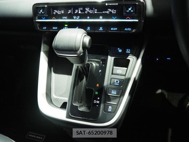 Toyota NOAH 2022-10 8752491-14