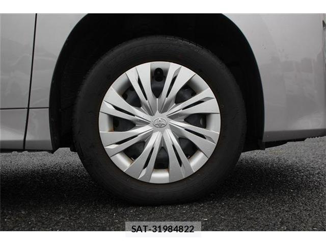 Toyota NOAH 2023-06 8753837-15