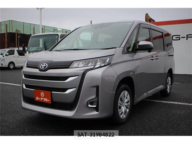 Toyota NOAH 2023-06 8753837-9