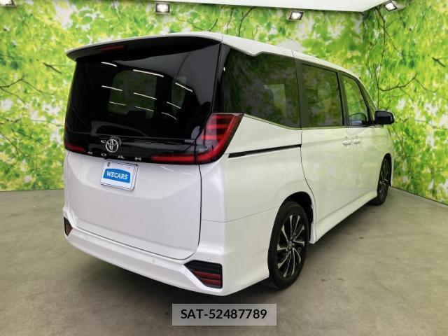 Toyota NOAH 2025-08 8754053-2