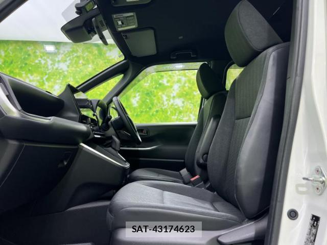 Toyota NOAH 2023-11 8754449-6