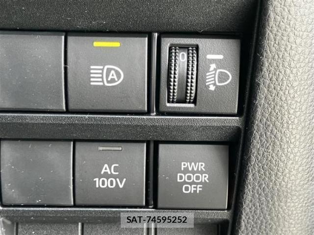 Toyota NOAH 2026-03 8754615-15