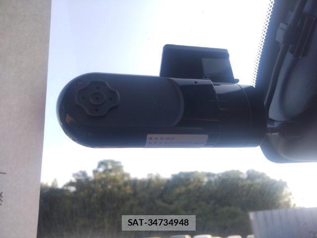 Nissan NOTE 2021-08 8752587-16