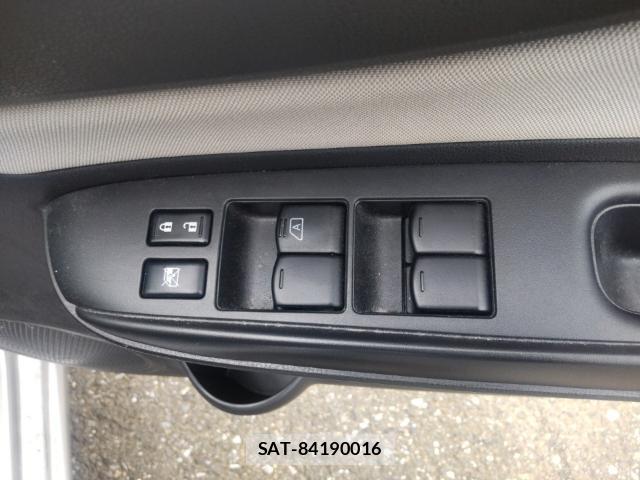 Nissan NOTE 2021-09 8752600-13