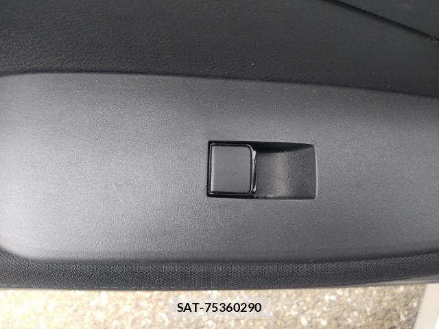 Nissan NOTE 2021-08 8752617-12