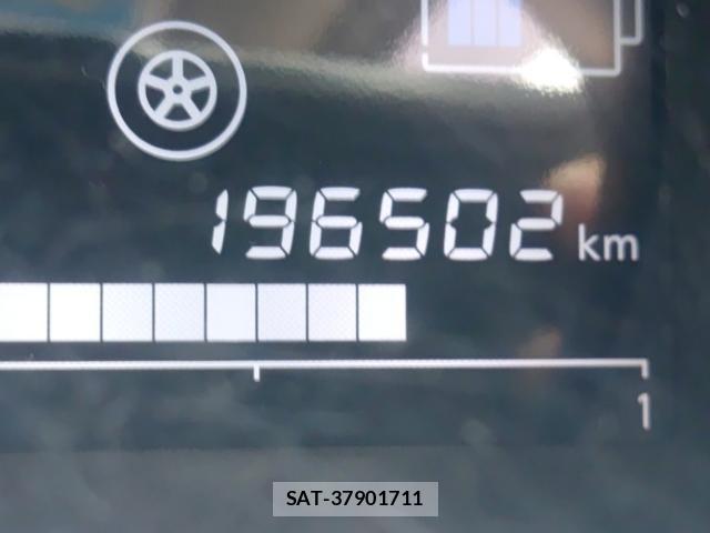 Nissan NOTE 2019-08 8752654-9