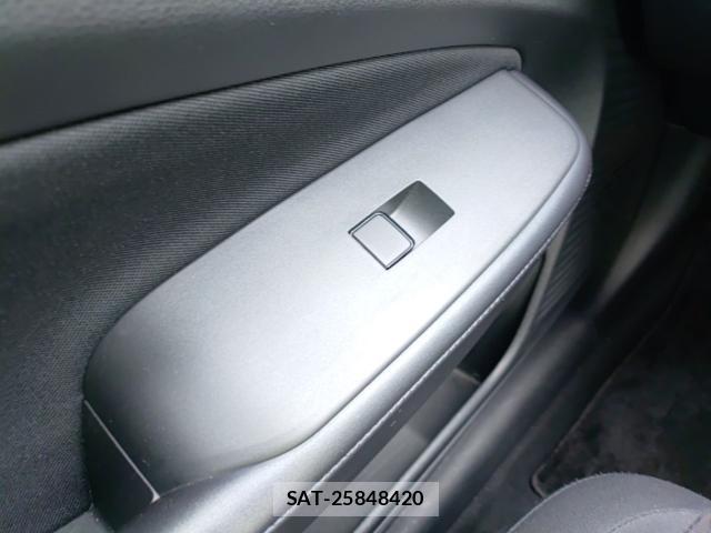 Nissan NOTE 2021-08 8752668-12