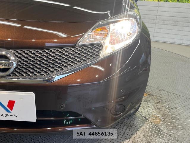 Nissan NOTE 2015-11 8752857-11