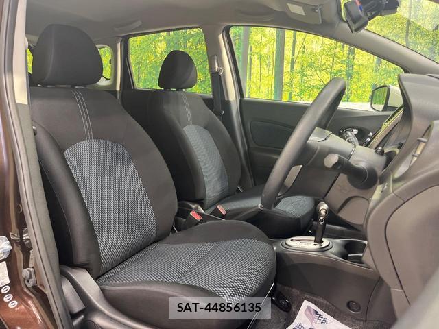 Nissan NOTE 2015-11 8752857-7