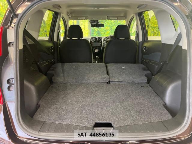 Nissan NOTE 2015-11 8752857-9