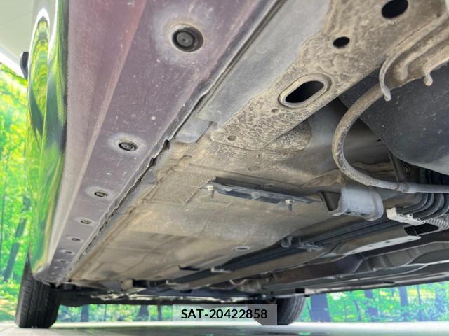 Nissan NOTE 2016-01 8752970-19