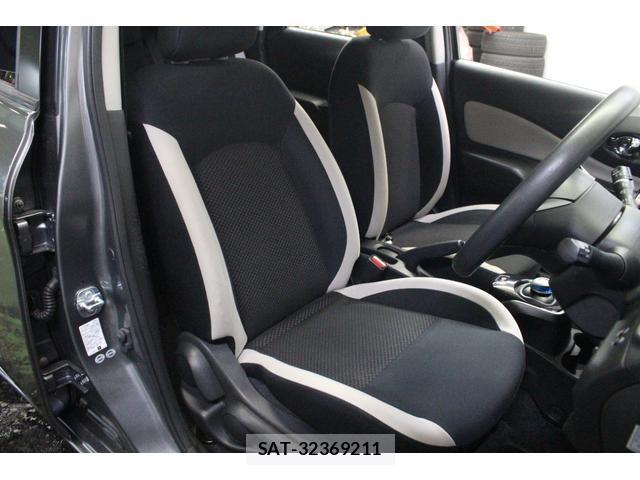 Nissan NOTE 2017-08 8753211-5