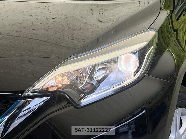 Nissan NOTE 2018-05 8754225-11