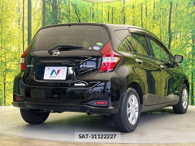 Nissan NOTE 2018-05 8754225-16