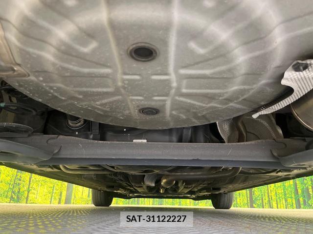 Nissan NOTE 2018-05 8754225-18