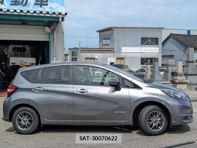 Nissan NOTE 2020-08 8754276-3