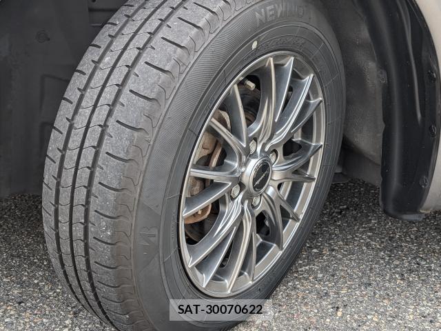 Nissan NOTE 2020-08 8754276-8