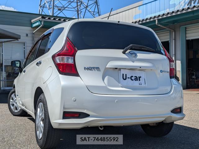 Nissan NOTE 2016-11 8754278-1