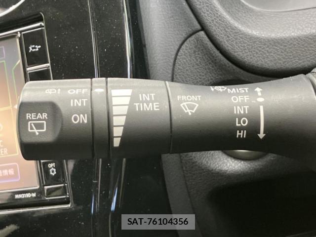 Nissan NOTE 2019-11 8754415-17